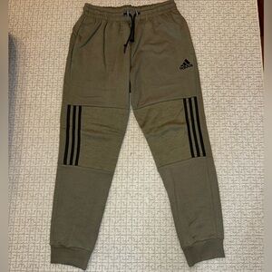 Adidas Men’s Olive Jogger